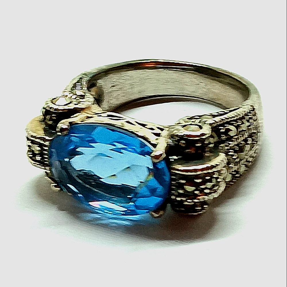 Blue Spinel East West Sterling Silver Ring Size 7.25-7.50